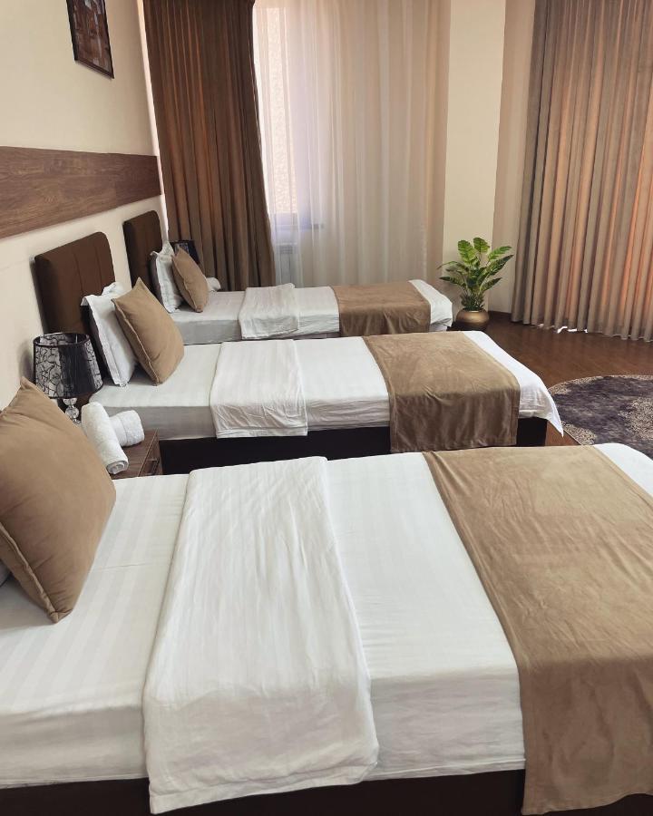 Meros Boutique Hotel ทาชเคนต์ ภายนอก รูปภาพ
